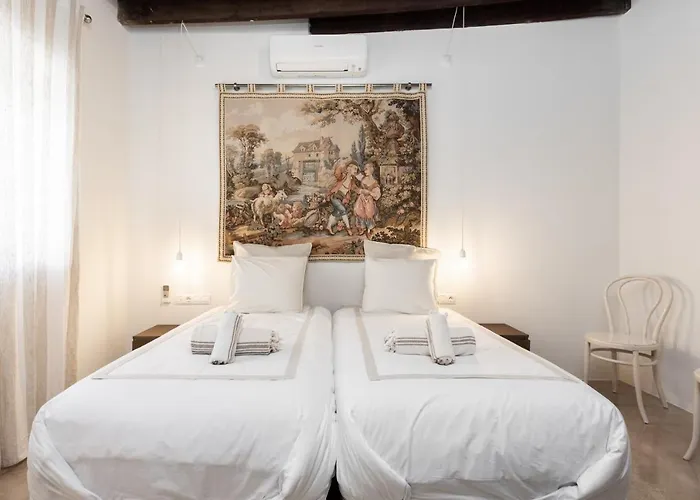 Nyaraló Home2book Stunning Design House Arafo