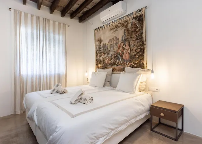 Nyaraló Home2book Stunning Design House