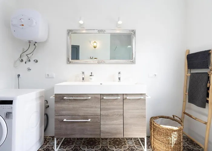 Home2book Stunning Design House Nyaraló Arafo