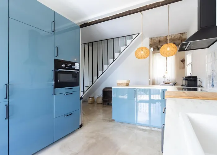 Nyaraló Home2book Stunning Design House Arafo